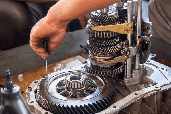 Sửa chữa hộp số ô tô