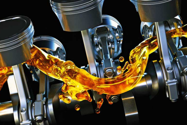 Dấu hiệu xe cần thay nhớt là động cơ hoạt động ồn hơn bình thường