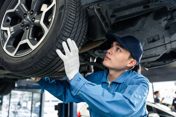 Vì sao nên bảo dưỡng xe ô tô theo km?