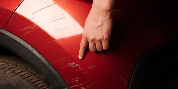 Xước xe ô tô là gì?